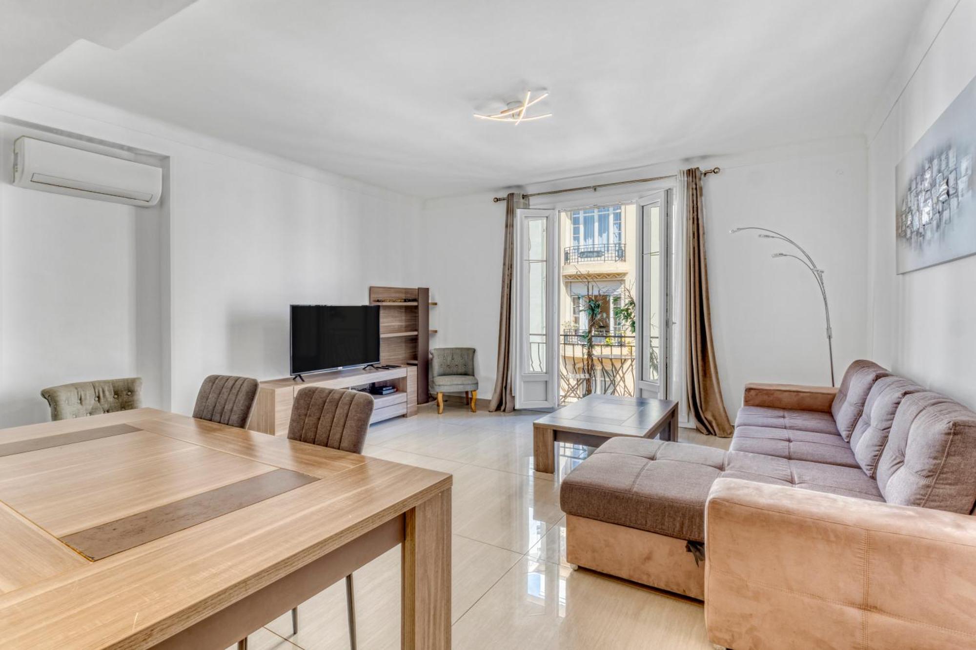 2 Bed Avenue Saint-jean , 5 Minutes From Palais Des Festivals * Cannes