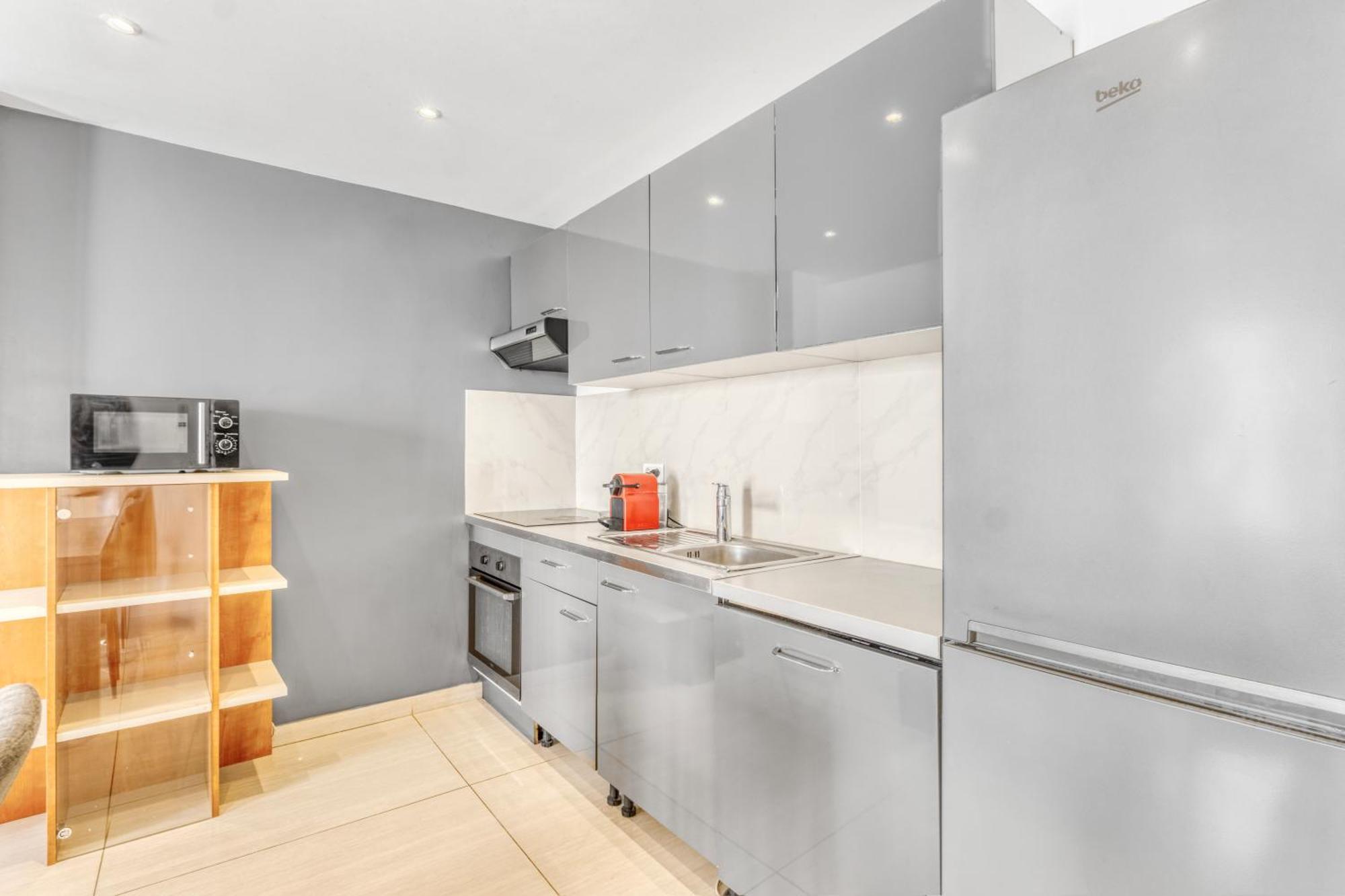 Appartement 2 Bed Avenue Saint-jean , 5 Minutes From Palais Des Festivals Cannes