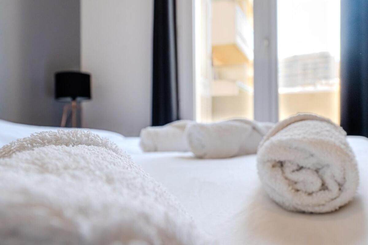 2 Bed Avenue Saint-jean , 5 Minutes From Palais Des Festivals *
