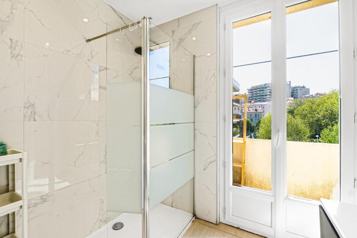 Appartement 2 Bed Avenue Saint-jean , 5 Minutes From Palais Des Festivals